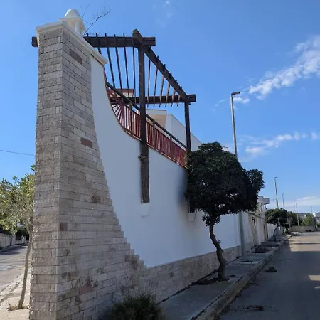 Vakantiehuis La Nave - Fronte Mare San Foca