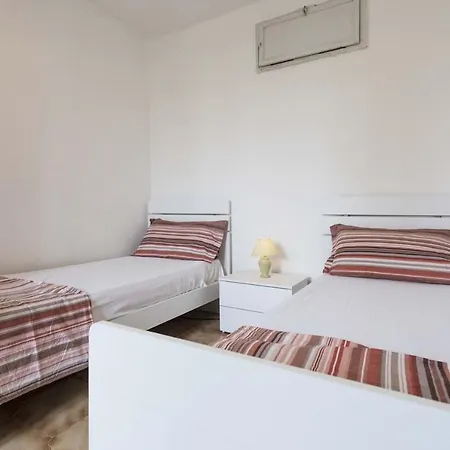 Vakantiehuis La Nave - Fronte Mare